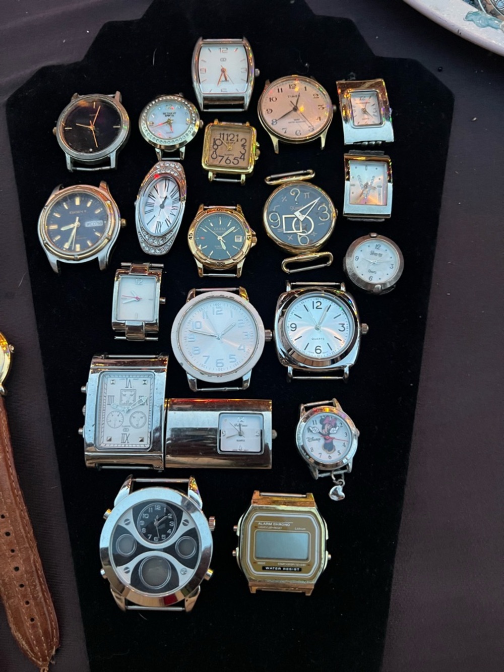 25 face watch variety entire lot